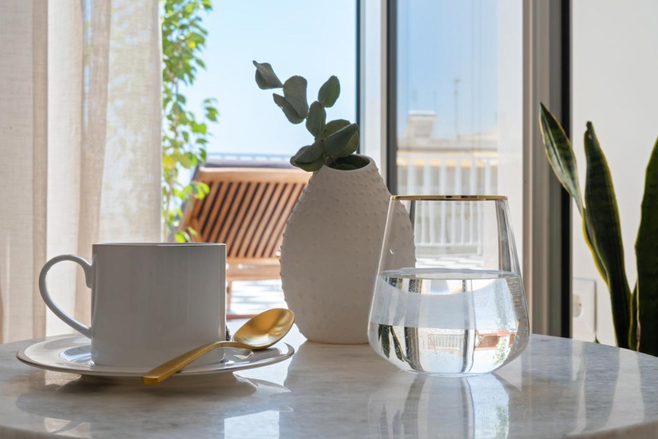 Luxurious Apartment With Big Sea View Terrace - Central Location アテネ エクステリア 写真
